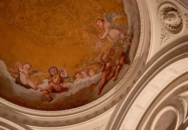 Pietarin Basilikan Katedraalin Sisätilat Vatikaanivaltiossa Italiassa — kuvapankkivalokuva