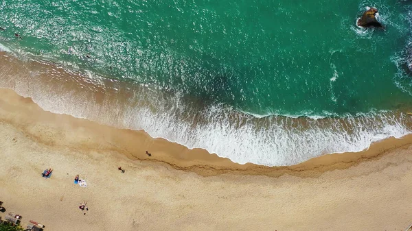 Hermosa Playa Con Olas Mar — Foto de Stock