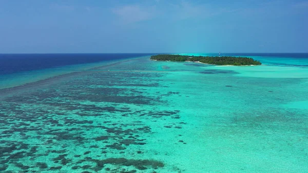 Wunderschöner Tropischer Strand Mit Blauer Lagune Und Türkisfarbenem Wasser — Stockfoto