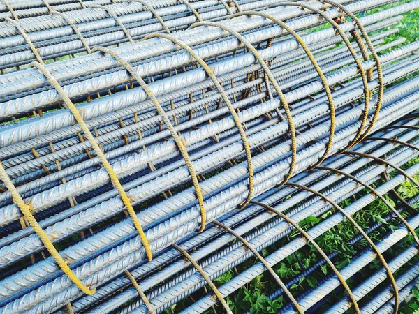 Viejo Puente Madera Las Ruinas Árbol Parque —  Fotos de Stock