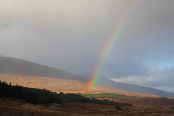 Regenbogen Den Bergen — Stockfoto