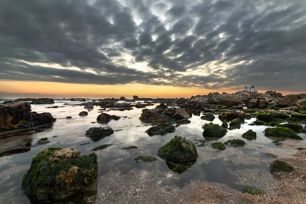 Schöner Sonnenuntergang Über Dem Meer — Stockfoto