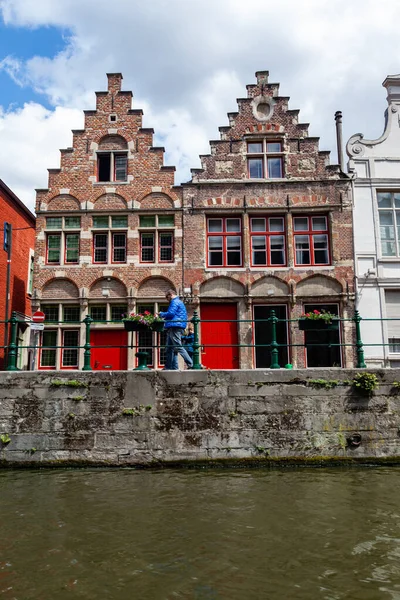アムステルダムの旧市街では — ストック写真