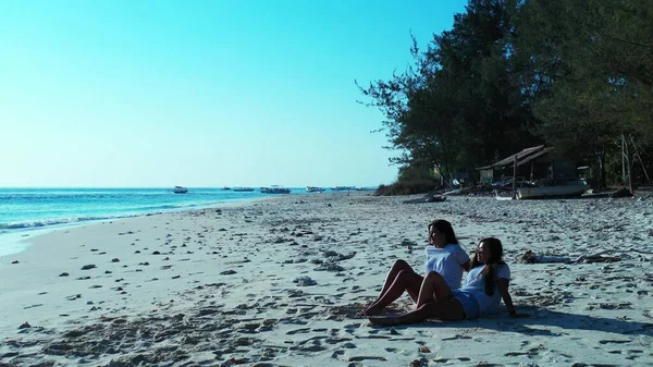 Pareja Playa Mar — Foto de Stock