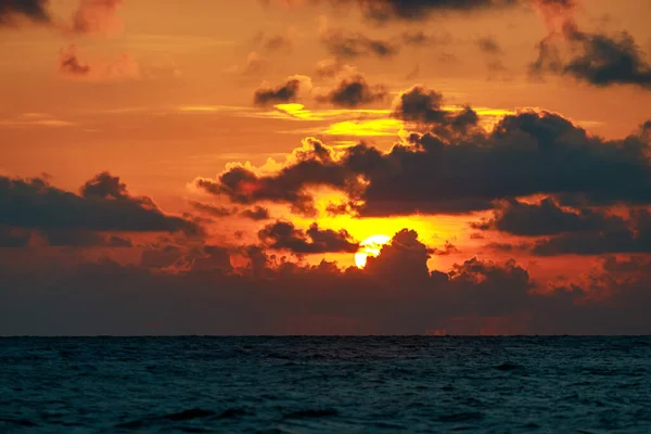 Красивый Закат Над Морем Фоне Природы — стоковое фото