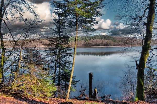 Bela Paisagem Com Rio Lago Fundo — Fotografia de Stock