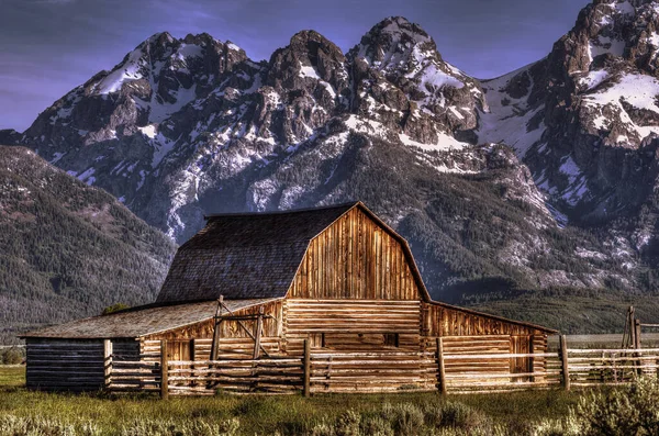 Bellissimo Paesaggio Montagna — Foto Stock