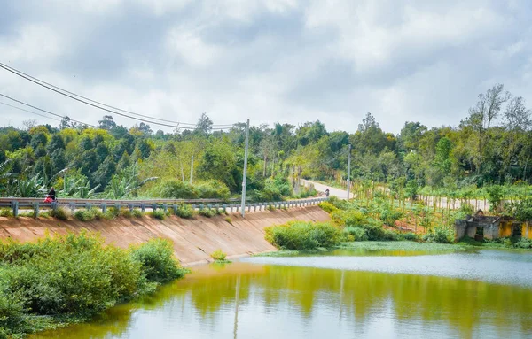 Schöne Aussicht Auf Den Fluss Park — Stockfoto