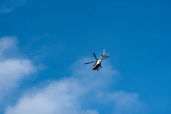 Voando Moscas Drone Vento — Fotografia de Stock