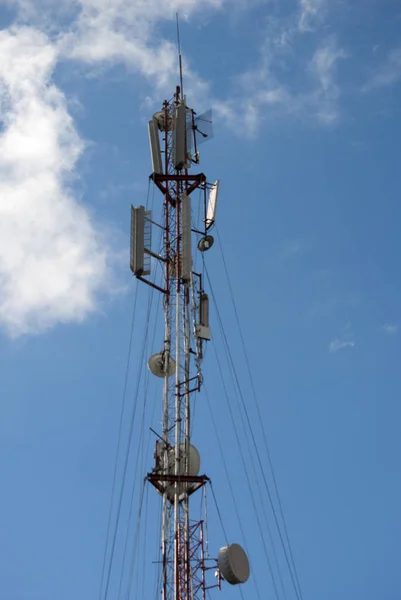 Telekomunikační Věž Obloha Mraky — Stock fotografie
