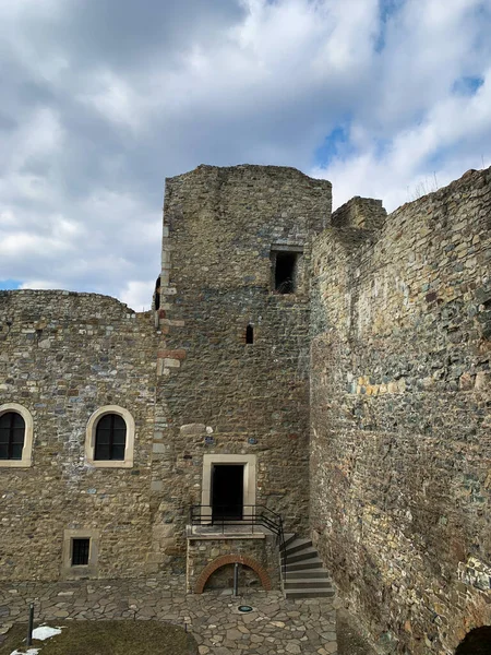 Las Ruinas Fortaleza Medieval —  Fotos de Stock
