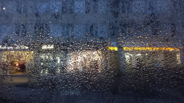 Regn Droppar Gatan — Stockfoto