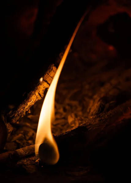Şöminede Yanan Ateş — Stok fotoğraf