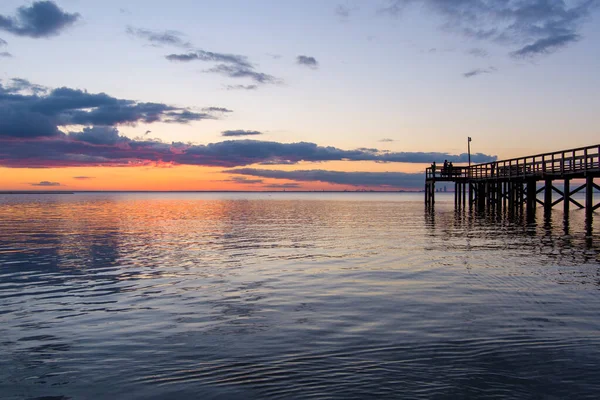 Schöner Sonnenuntergang Über Dem Meer — Stockfoto