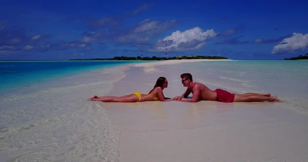 Para Plaży Malediwach — Zdjęcie stockowe
