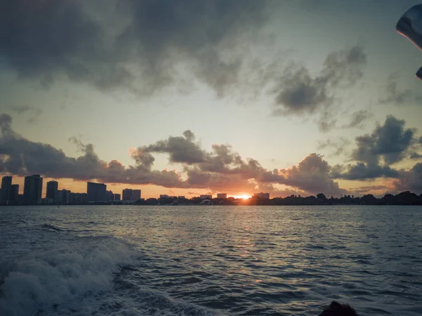 Belo Pôr Sol Sobre Mar — Fotografia de Stock