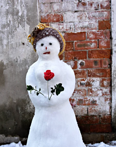 Beautiful Red Haired Girl Snowman Snow — 스톡 사진