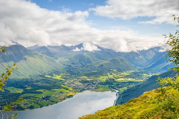 美丽的山景 — 图库照片