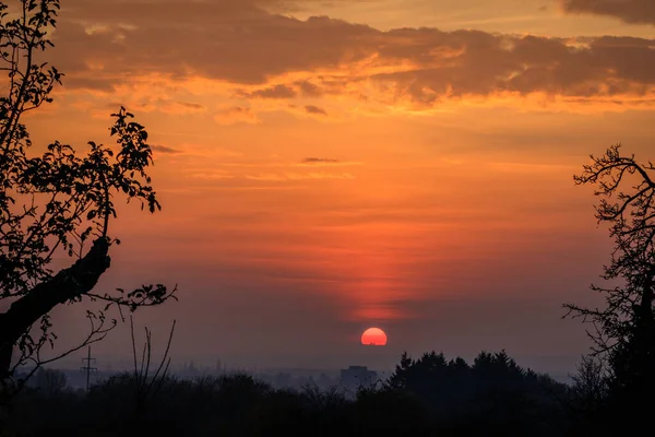 Schöner Sonnenuntergang Über Dem See — Stockfoto