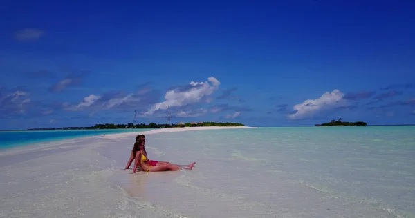 Schönes Junges Paar Strand Der Malediven — Stockfoto