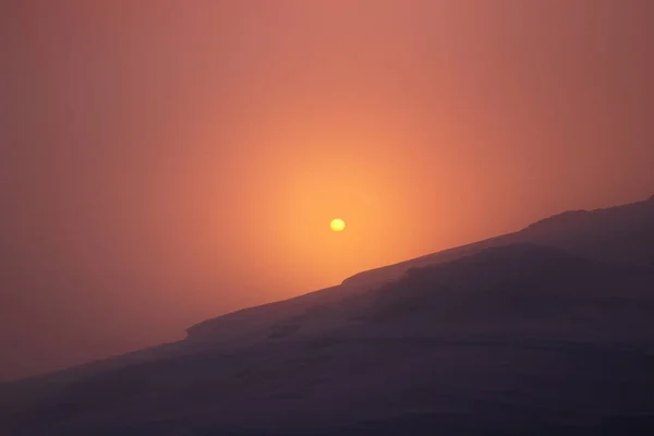 Закат Над Горами — стоковое фото