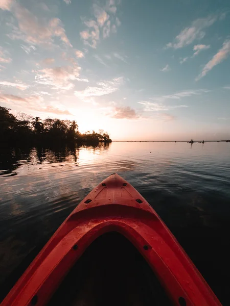 Matahari Terbenam Yang Indah Atas Danau — Stok Foto