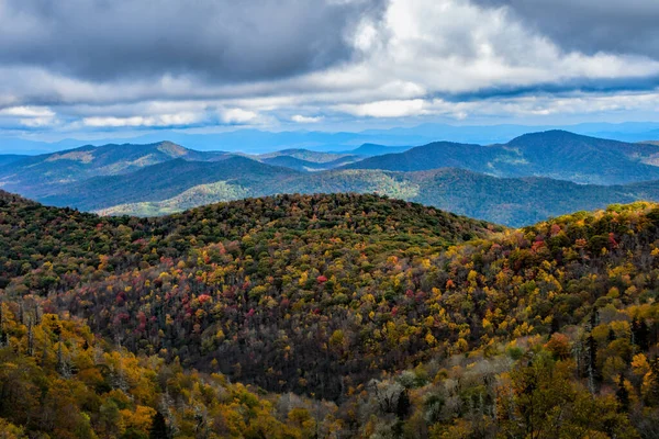 Hermoso Paisaje Otoñal — Foto de Stock