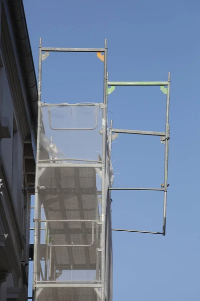 Constructie Van Een Gebouw Met Een Ladder — Stockfoto