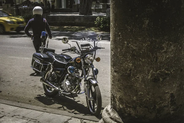 Una Motocicleta Ciudad —  Fotos de Stock