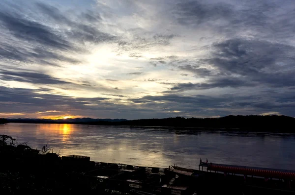 Sunset on Mekong River — Stock Photo, Image