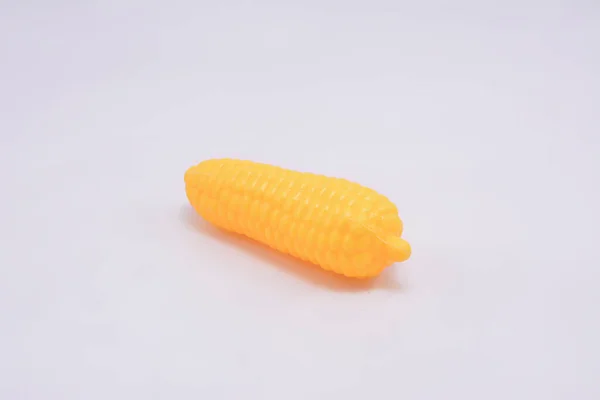 Жовта Кукурудзяна Пластикова Іграшка Яку Грають Діти — стокове фото