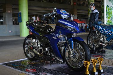 MARIKINA, PH - NOV 8 - 8 Kasım 2021 'de Filipinler, Marikina' da Wild Rides araba fuarında artçı motosiklet.