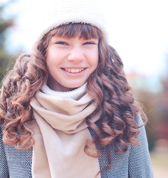 Mädchen im Freien — Stockfoto