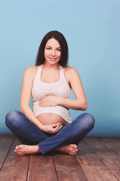 Mujer embarazada. — Foto de Stock