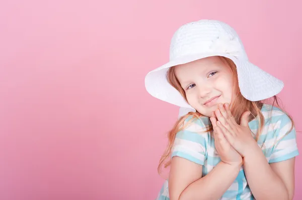 Little girl in hat — Stock Photo, Image