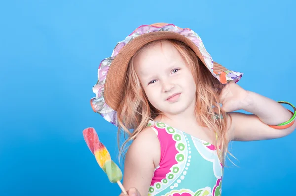 Little girl with ice cream — Stock Photo, Image