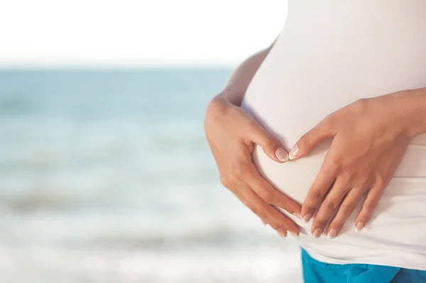 Pregnant woman — Stock Photo, Image