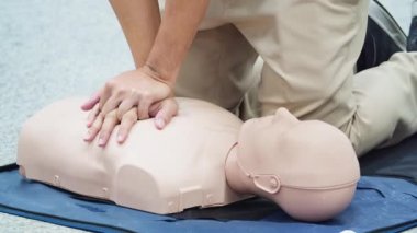 First Aid CPR Training Cardiopulmonary resuscitation, how to perform CPR. 4K