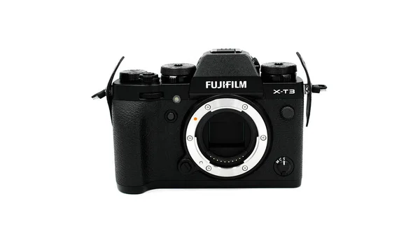 Fujifilm Gövdesiz Aynasız Kamera Beyaz Arka Planda Siyahtır — Stok fotoğraf