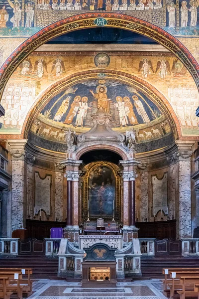 Vue Autel Décoré Mosaïques Médiévales Intérieur Église Catholique Rome — Photo