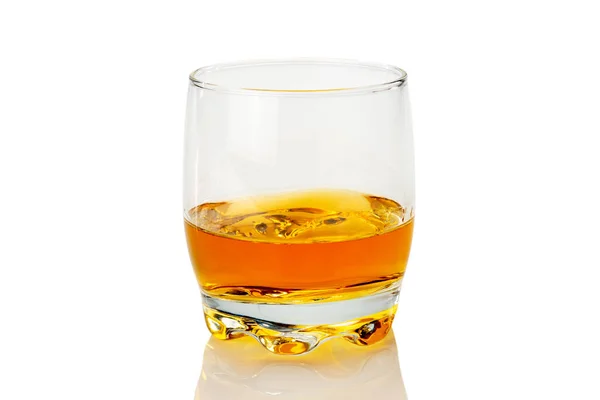 Copo Uísque Whisky Escocês Rum Bourbon Marrom Isolado Branco Caminho — Fotografia de Stock