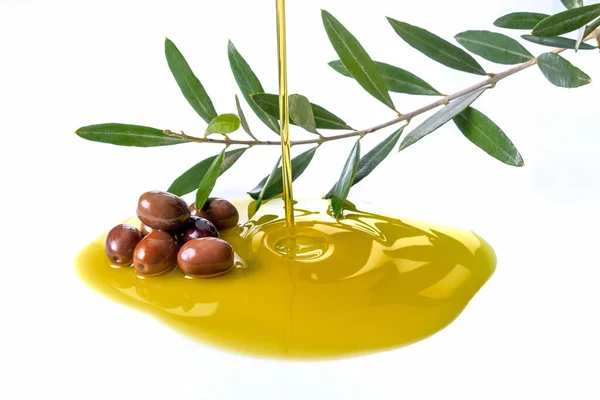 Pouring Olive Oil Olives Branch Olive Leaves Isolated White — Stock Photo, Image