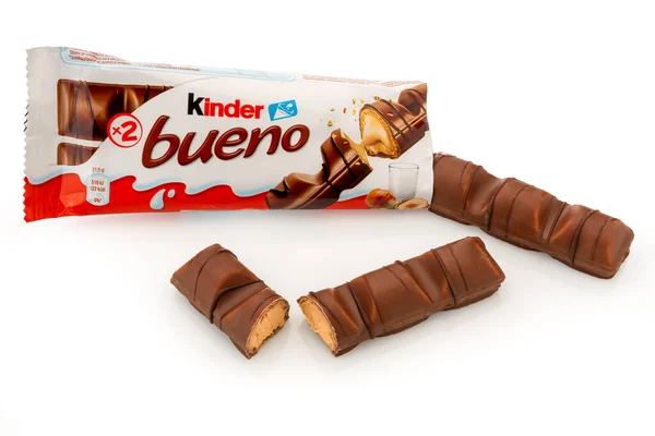 Alba Itália Abril 2022 Lanche Kinder Bueno Repleto Avelãs Com — Fotografia de Stock