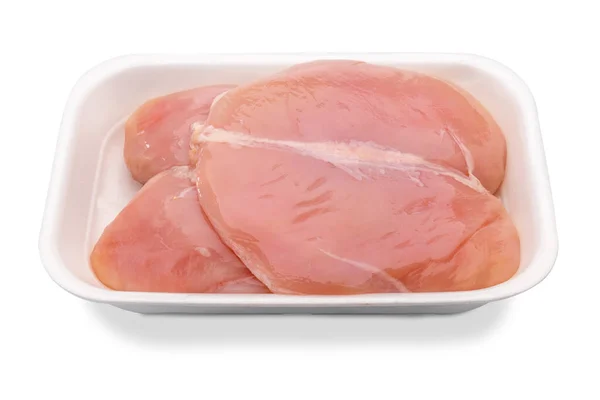 Süpermarkette Satılık Plastik Yemek Tepsisindeki Tavuk Göğüsleri Beyaz Kırpma Yolunda — Stok fotoğraf