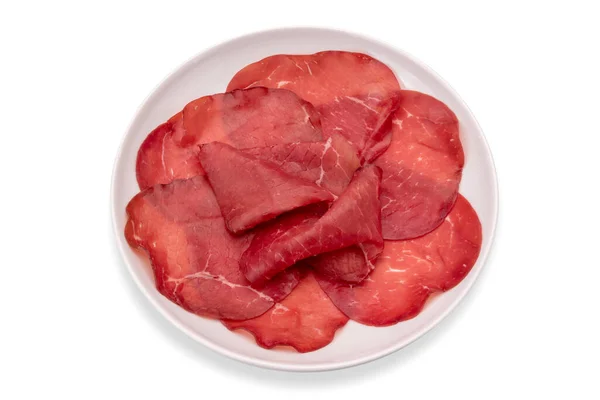 Fatias Bresaola Placa Branca Isolada Caminho Clipping Branco Salame Carne — Fotografia de Stock