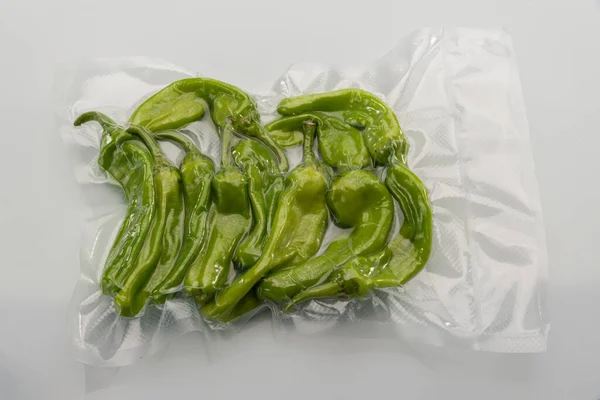 Friggitelli Tuscan Greek Mild Peppers Called Also Pepperoncini Vacuum Packed — 스톡 사진