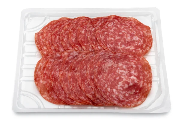 Italiaanse Salami Plakjes Plastic Dienblad Geïsoleerd Wit Bovenaanzicht — Stockfoto