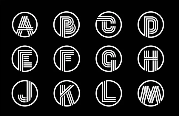 装飾的なアルファベット、大文字のフォント。モノグラム、ロゴ、エンブレム、イニシャルのための近代的なセット。白い縞模様で作られた円に刻まれた影と重なり合う — ストックベクタ
