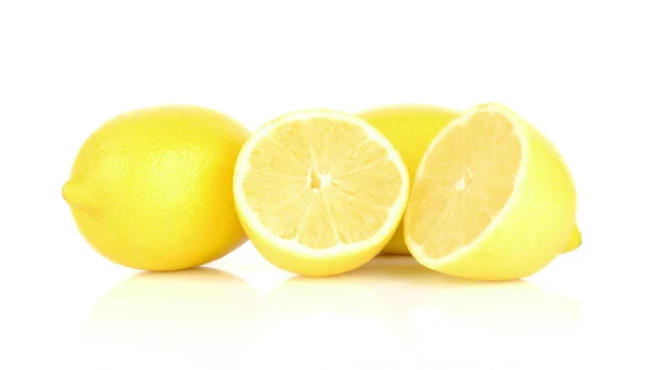 Pocos limones aislados en blanco —  Fotos de Stock