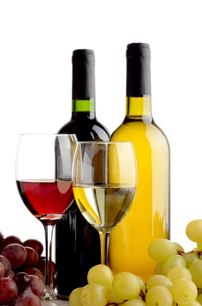 Wine and grapes isolated on white — Stock Photo, Image